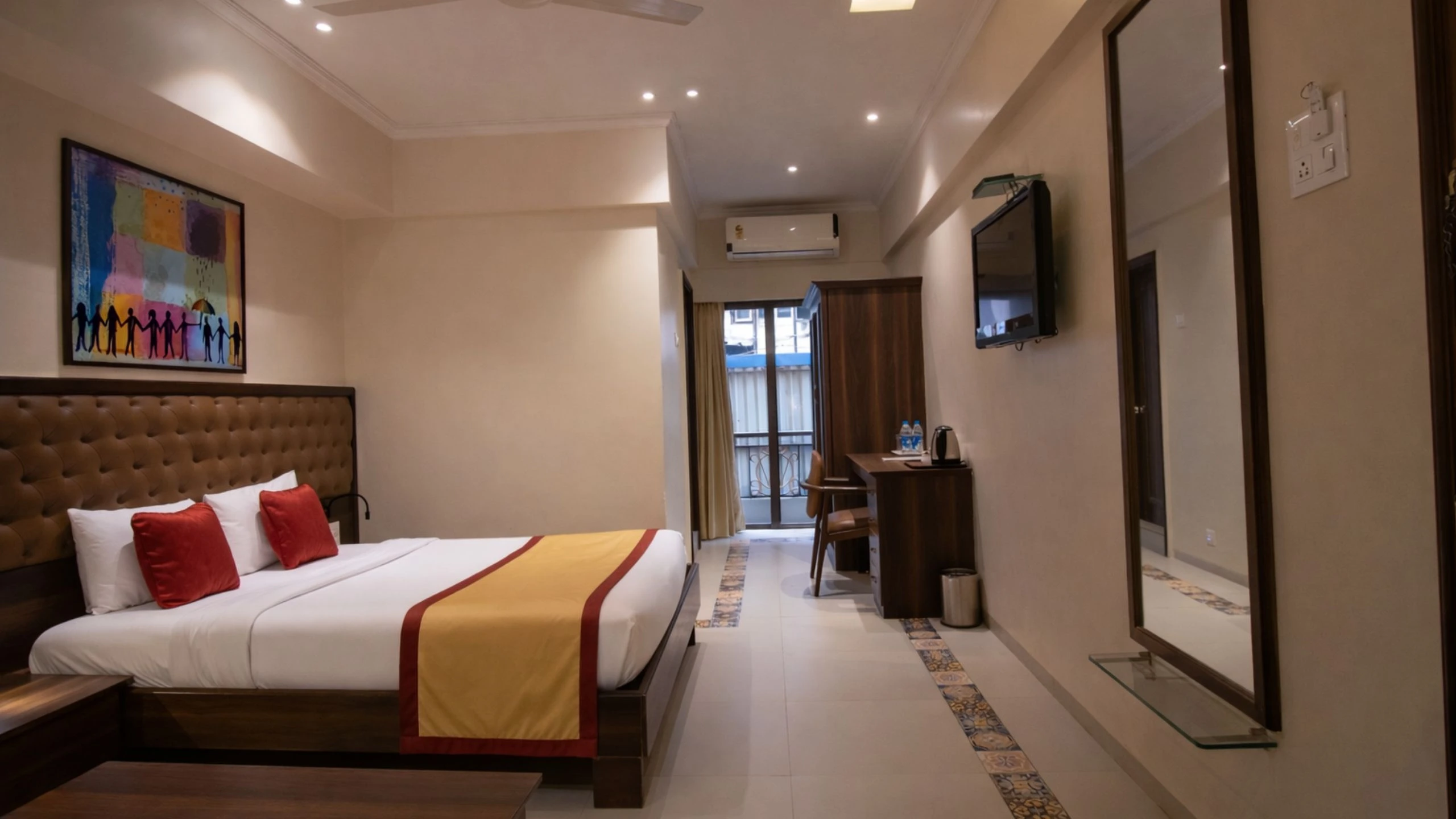 Deluxe Double Room (4)