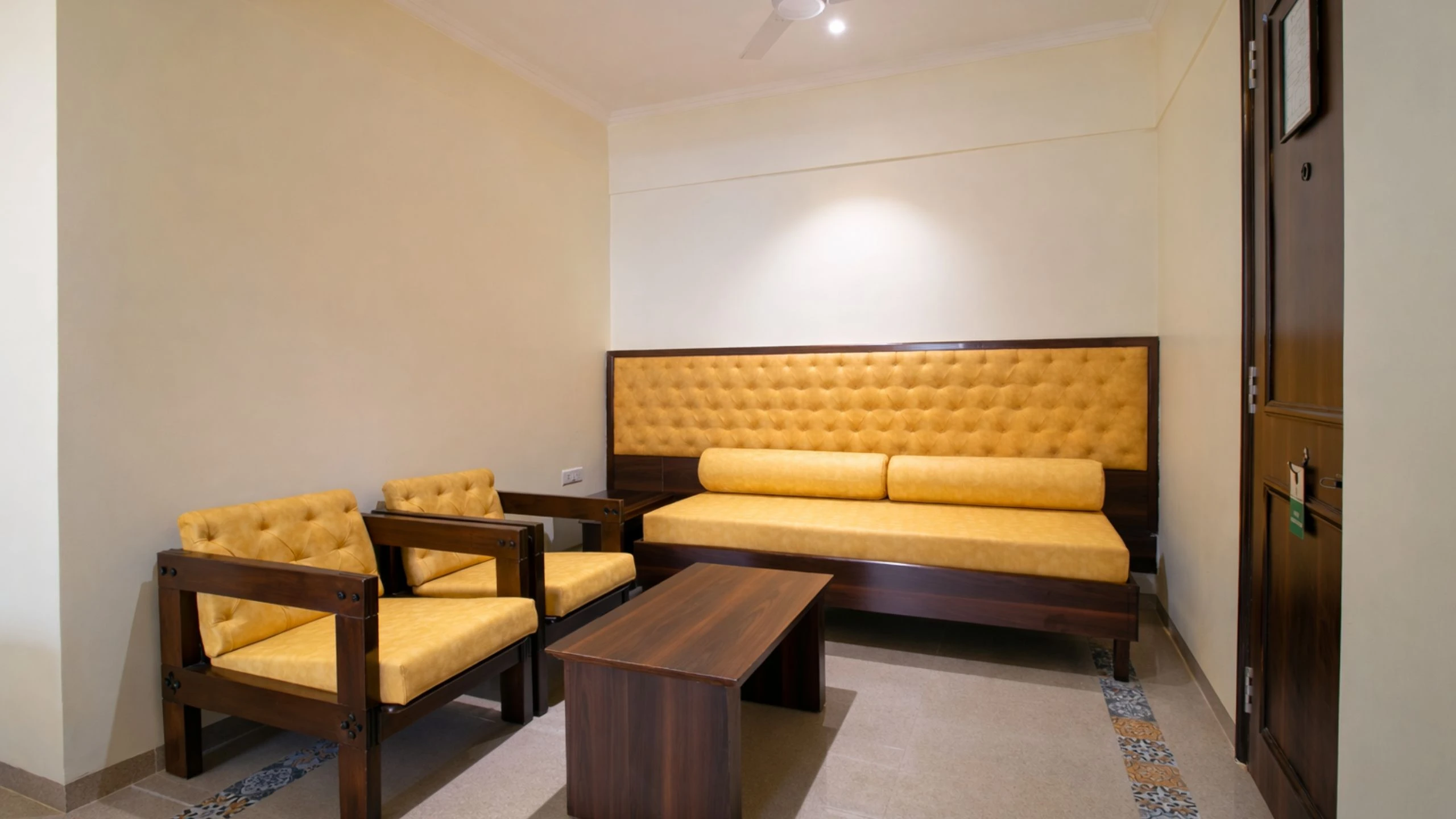 Economy Triple (6)